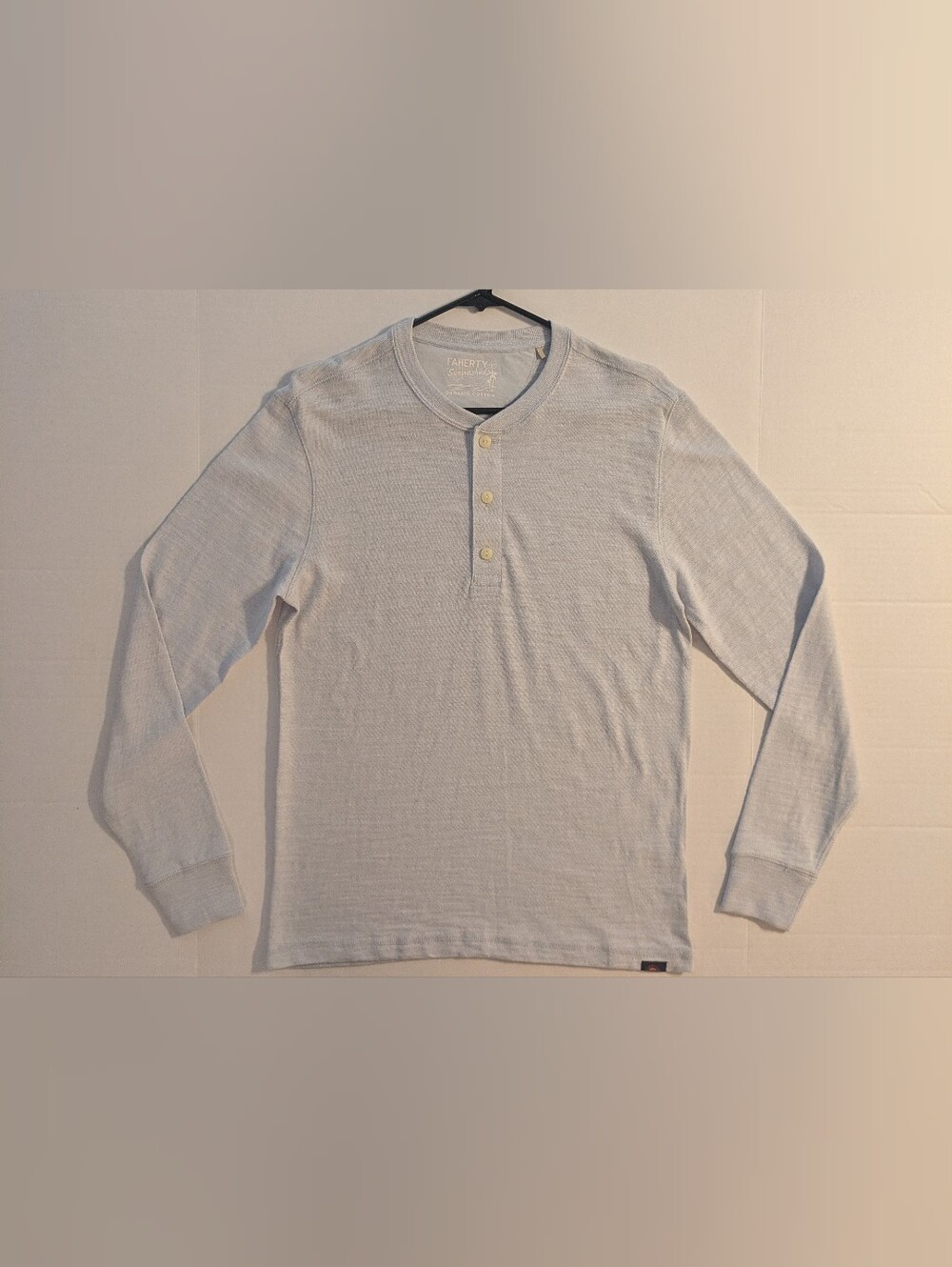 Faherty Pale Gray Long-Sleeve Henley- XS (NWOT)